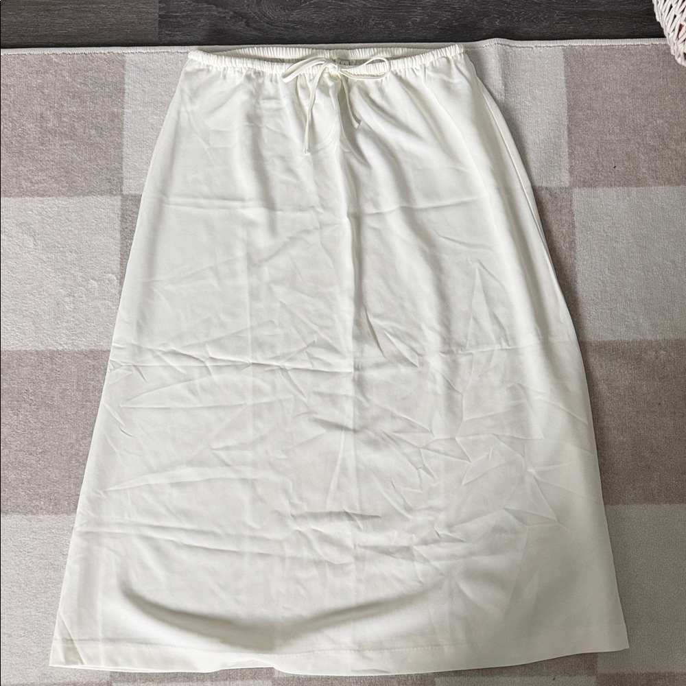 Aritzia Babaton Midi Drawstring Skirt